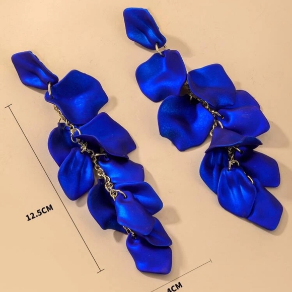 Metallic Blue Petal Flower Earrings - Picture 6 of 8